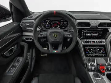 LAMBORGHINI Urus Performante Carbon Selezione