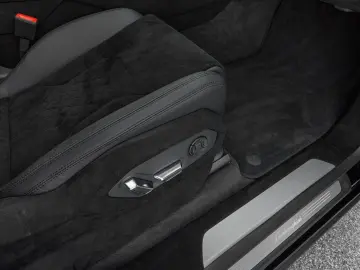 LAMBORGHINI Urus Performante Carbon Selezione