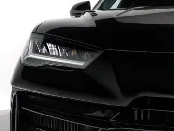 LAMBORGHINI Urus Performante Carbon Selezione