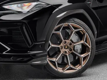 LAMBORGHINI Urus Performante Carbon Selezione