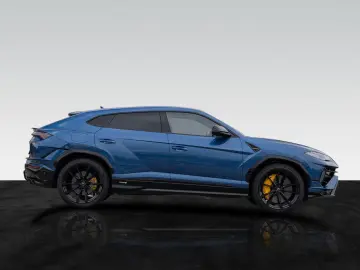 LAMBORGHINI Urus S   Big Interior Carbon   Rear Seat Ent.