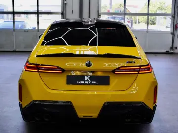 BMW M5 G60  SPEEDGELB CARBON  KERAMIK MPerformance