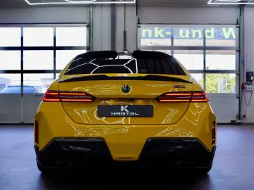 BMW M5 G60  SPEEDGELB CARBON  KERAMIK MPerformance