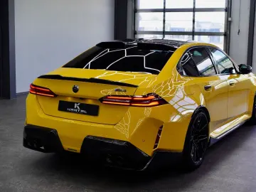 BMW M5 G60  SPEEDGELB CARBON  KERAMIK MPerformance