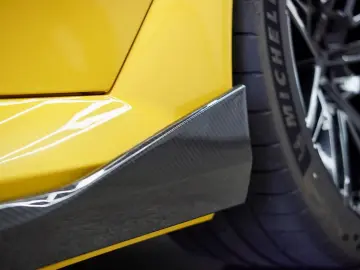 BMW M5 G60  SPEEDGELB CARBON  KERAMIK MPerformance