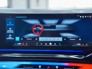 BMW M5 G60  SPEEDGELB CARBON  KERAMIK MPerformance