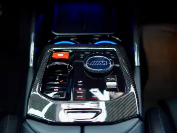 BMW M5 G60  SPEEDGELB CARBON  KERAMIK MPerformance