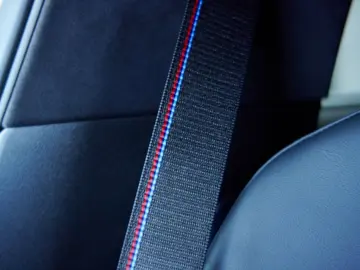 BMW M5 G60  SPEEDGELB CARBON  KERAMIK MPerformance