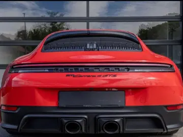 Porsche 992 Carrera 4 GTS BOSE Lift LED-Matrix Hinterach