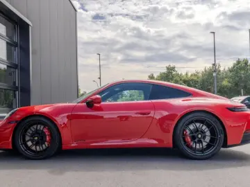 Porsche 992 Carrera 4 GTS BOSE Lift LED-Matrix Hinterach