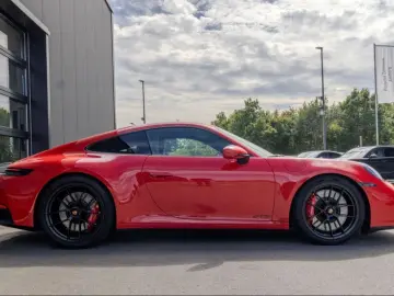 Porsche 992 Carrera 4 GTS BOSE Lift LED-Matrix Hinterach
