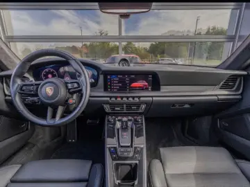 Porsche 992 Carrera 4 GTS BOSE Lift LED-Matrix Hinterach