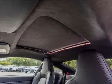 Porsche 992 Carrera 4 GTS BOSE Lift LED-Matrix Hinterach