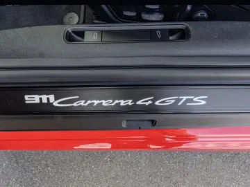 Porsche 992 Carrera 4 GTS BOSE Lift LED-Matrix Hinterach