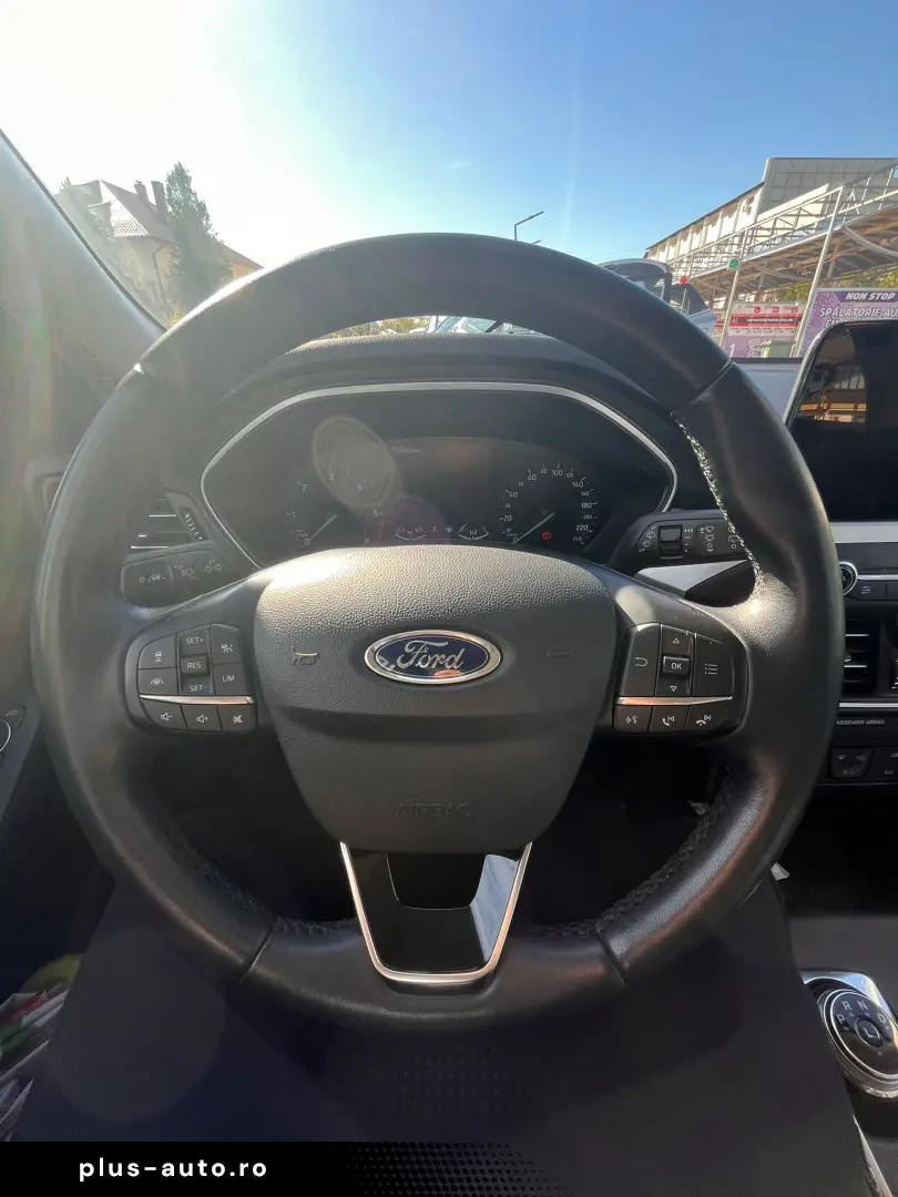 Ford Focus 1 5 automat.