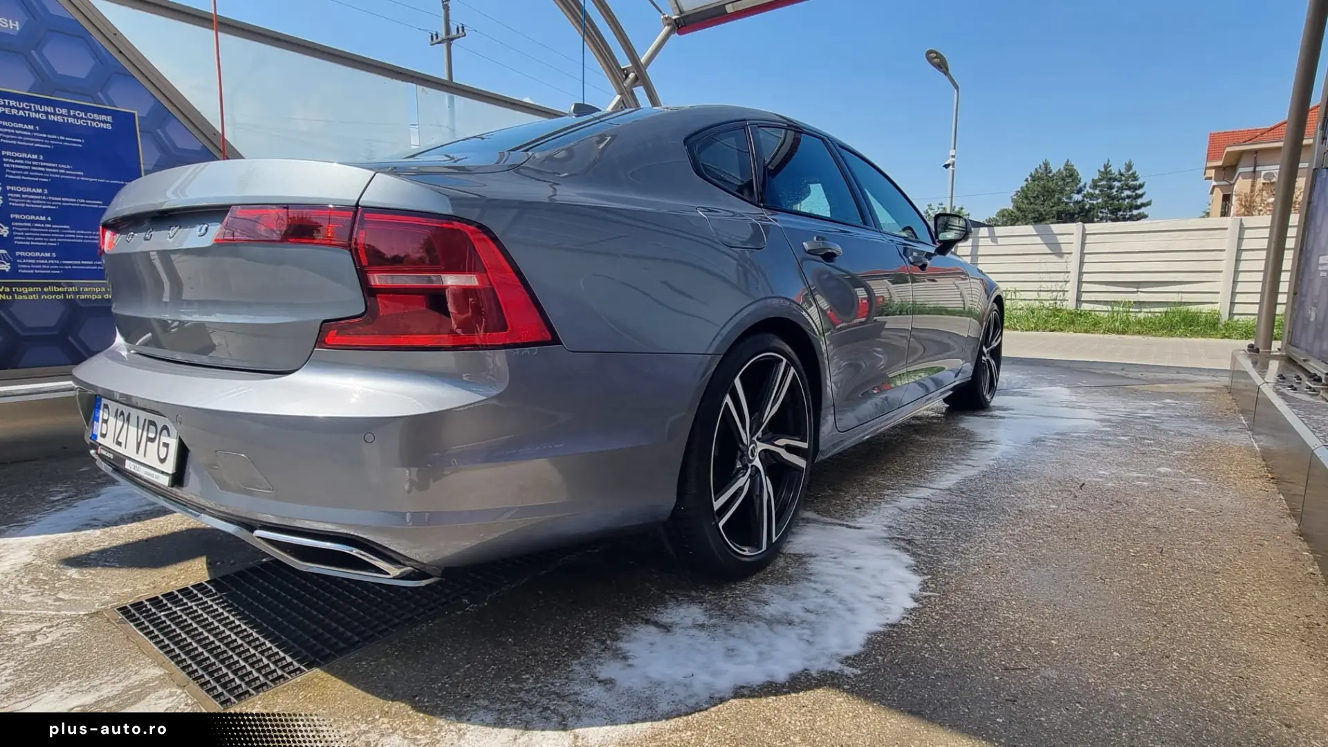 Volvo S90