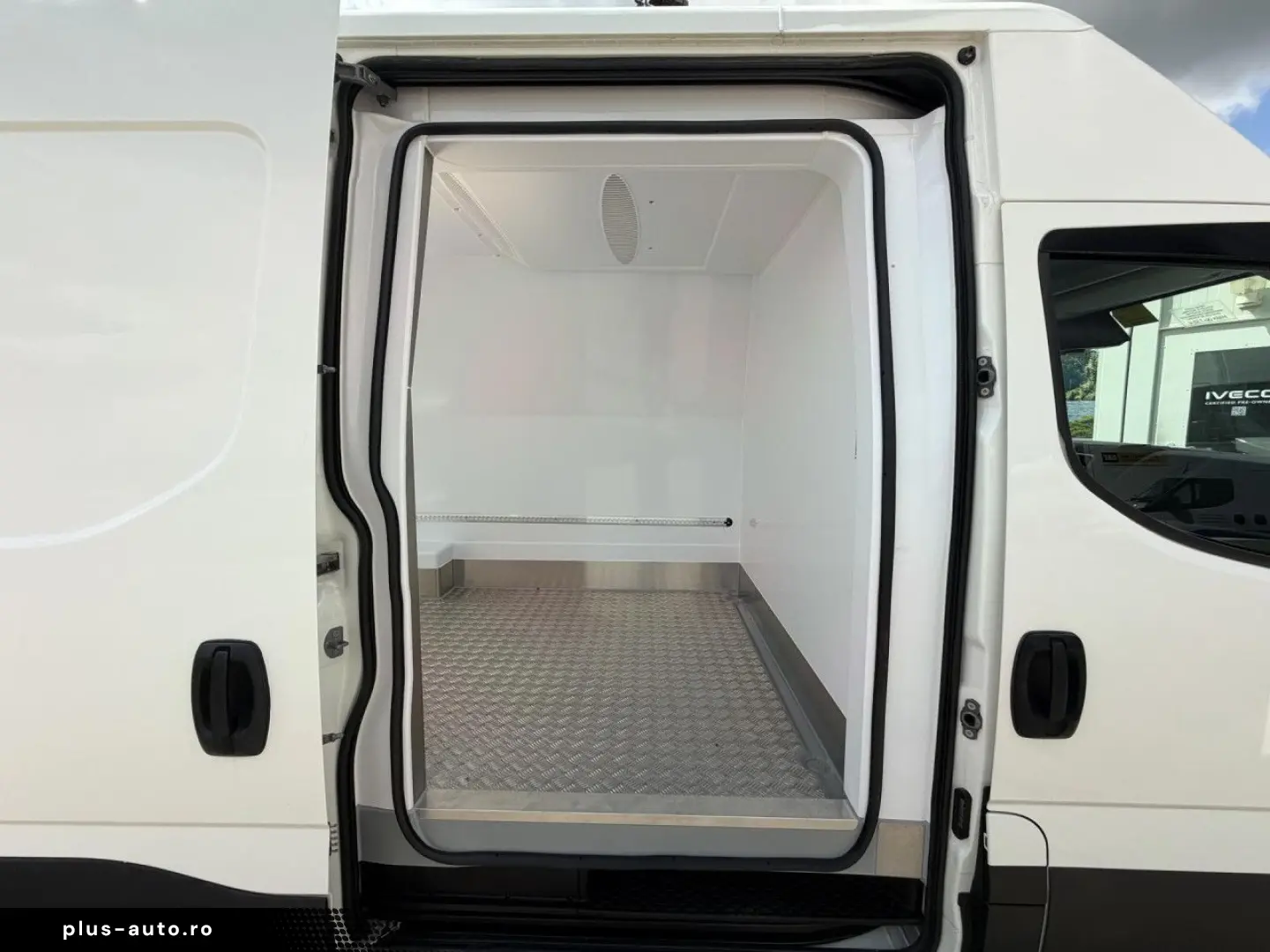 IVECO Daily 38S14E