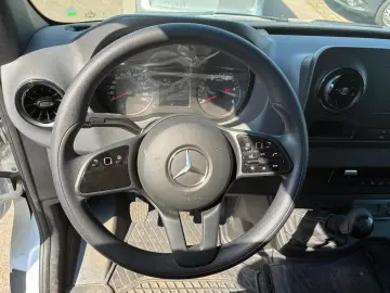 MERCEDES-BENZ Sprinter 517 CDI