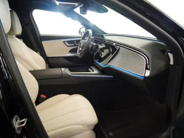Mercedes Benz E200 Avantgarde Interior Bej