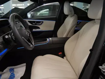 Mercedes Benz E200 Avantgarde Interior Bej
