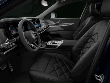 BMW 740dLim.xDrive M Sport LED ACC Navi B&W 360 Pano