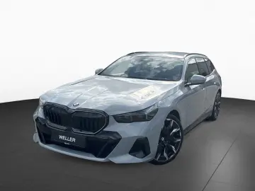 BMW 520dA xDr T M SPORT PRO Pano AHK 360  B&W
