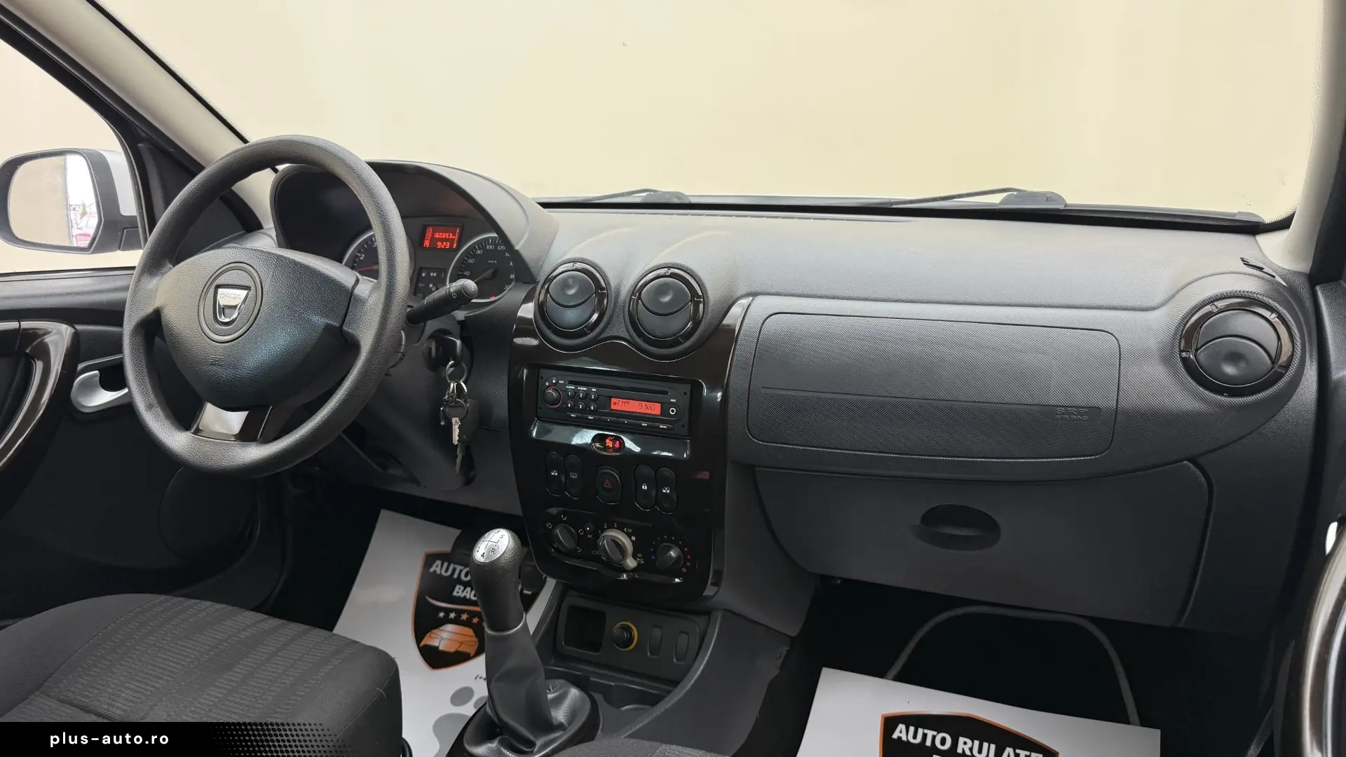 Dacia   Duster   1.6 Benzina   105CP   An 2011   Euro 5   Ma