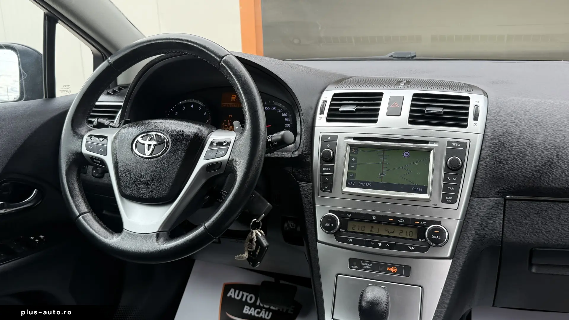 Toyota   Avensis   1.8 Benzina   147CP   An 2012   Euro 5