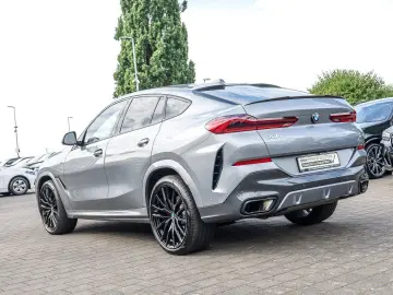 BMW X6 xDrive30d M Sport HUD PANO ACC