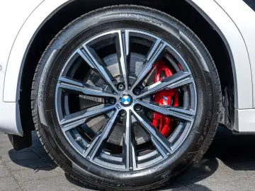 BMW X6 xDrive40d M Sport HUD ACC AHK RFK NAVI LED