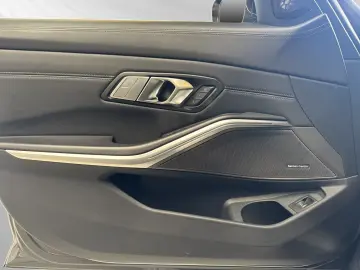 BMW M3 Competition Touring M xDrive DriversPackage