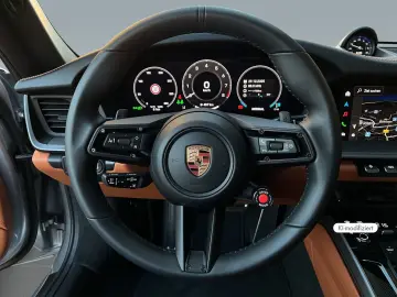 Porsche 992 -2 (911) Targa 4S BOSE Chrono InnoDrive Serv
