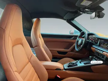 Porsche 992 -2 (911) Targa 4S BOSE Chrono InnoDrive Serv