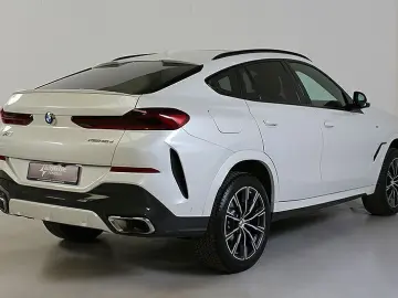BMW X6 xDr. 40d M Sport AHK Pano. HuD ACC H&K Park
