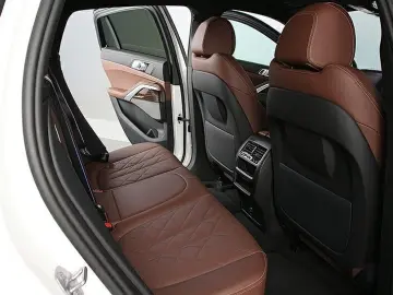 BMW X6 xDr. 40d M Sport AHK Pano. HuD ACC H&K Park