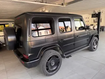 Mercedes-Benz G 63 AMG Carbon Leder weis Magno