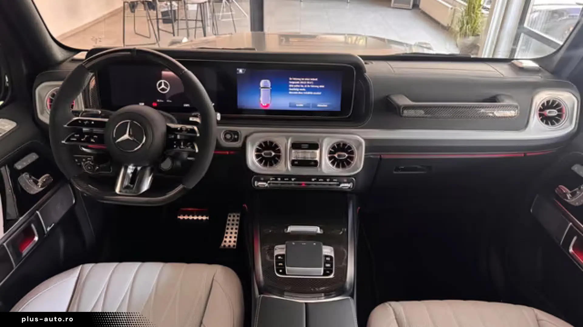 Mercedes-Benz G 63 AMG Carbon Leder weis Magno