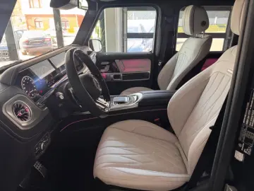 Mercedes-Benz G 63 AMG Carbon Leder weis Magno