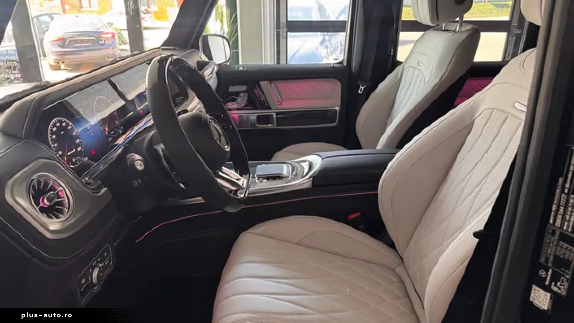 Mercedes-Benz G 63 AMG Carbon Leder weis Magno