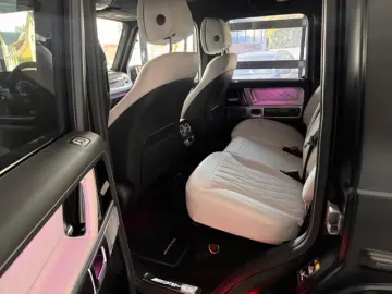 Mercedes-Benz G 63 AMG Carbon Leder weis Magno