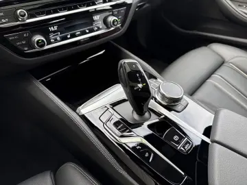 BMW 540iA xDr M SPORT LivePro AdLED KomSi 360