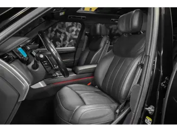LAND ROVER Range Rover P530 4.4 V8 LWB AUTOBIOGRAPHY - 7 PL