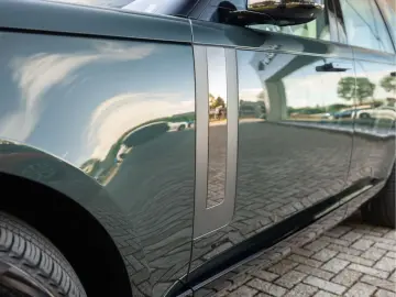 LAND ROVER Range Rover 4.4 P530 SV MHEV   Nieuwprijs € 289.