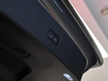 Audi Q8 50 TDI Mhev