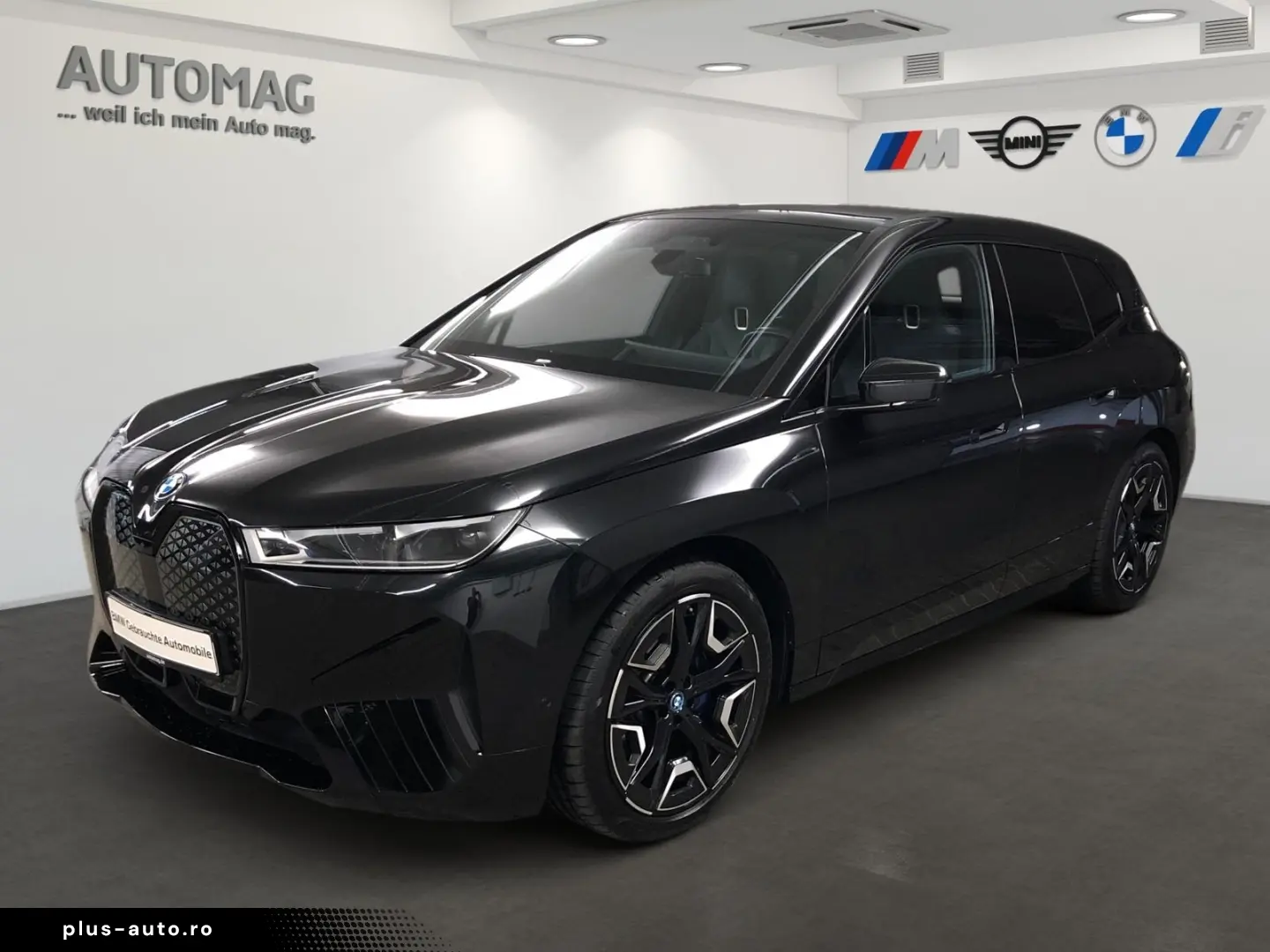 BMW iX xDrive50 AHK Laser Suite Panorama ACC 360