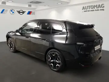 BMW iX xDrive50 AHK Laser Suite Panorama ACC 360