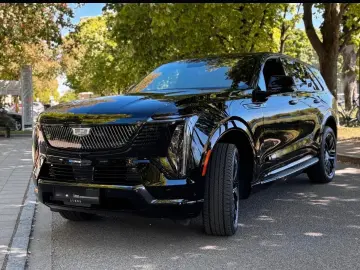 Cadillac Escalade IQ Premium Sport 7 Seater