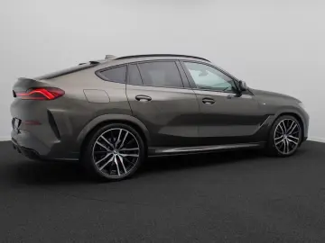 BMW X6 xD40i M Sport 360 DAB Panorama Individual 22