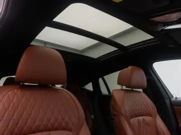 BMW X6 xD40i M Sport 360 DAB Panorama Individual 22