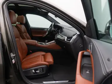 BMW X6 xD40i M Sport 360 DAB Panorama Individual 22